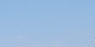 مسيرة استهدفت سيارة قرب كنيسة السيدة في منطقة الجمهور