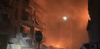 (بالفيديو مشاهد اولية) :-الغارات العنيفة على بيروت استهدفت شارع ‘فتح الله’_ البسطة الفوقا في العاصمة بيروت