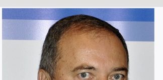 وزير الحرب’ الاسبق أفيغدور ليبرمان: ملخص اتفاق الاستسلام مع حزب’ الله’