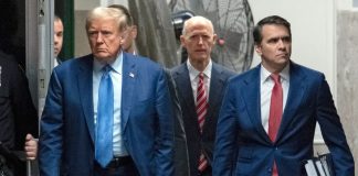 تنصت على هاتف محامي الرئيس المنتخب دونالد ترامب من قبل قراصنة