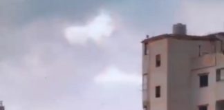 بالفيديو – انهيار المبنى في منطقة الكفاءات