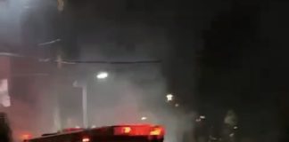 بالفيديو-: إشتعال سيارة في منطقة عين الرمانة بسبب إلمتاس كهربائي وفرق الاطفاء عملت على إخمادها