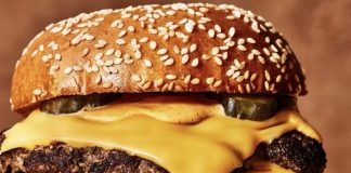 بكتيريا’ ايكولاي’ على شطائح الهمبرغر في أحد اشهر المطاعم العالمية