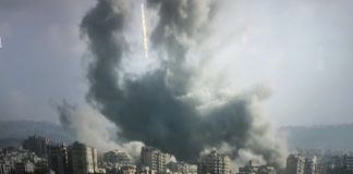 بالفيديو:-غارات’ عنيفة إسرائيلية’ تستهدف مدينة صور