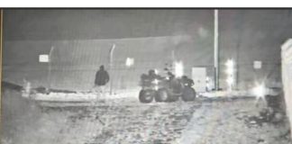 “يديعوت أحرنوت”: مجهولون استولوا على أسلحة’ رشاشة من نقطة تجمع للجنود الإسرائيليين’ في الجليل المحتل