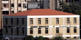 رئيس بلدية الغبيري للتلفزيون العربي: غارة إسرائيلية استهدفت محيط مقر البلدية وشارع الغبيري الرئيسي