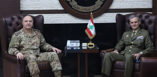 قائد الجيش بحث مع لاثارو في التطورات على الحدود الجنوبية والتنسيق مع”اليونيفيل”