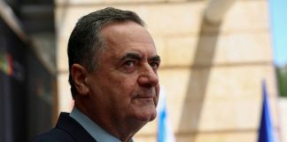 وزير الدفاع الإسرائيلي: هناك فرصة حقيقية لإبرام صفقة لإطلاق سراح المختطفين في غزة