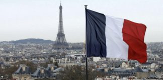 *الرئاسة الفرنسية: الإطاحة بالأسد يوم تاريخي لسوريا*