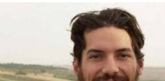 *أ ف ب”: الصحافي الأميركي اوستن تايس على قيد الحياة في سوريا*