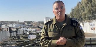 *بالفيديو :- ادرعي ينشر ويتحدّث عن “مصادرة سلاح’ يزعم انه لحزب’ الله’ في لبنان”!*