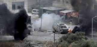 *بالصورة ؛آليات الاحتلال’ تواصل اطلاق نيرانها’ على حي الجنينة شرق مدينة رفح جنوب غزة’*