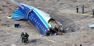 *البيت الأبيض: الطائرة الأذربيجانية سقطت بصاروخ’ روسي*