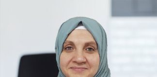 الوزيرة عائشة الدبس تفجر زوبعة انتقادات