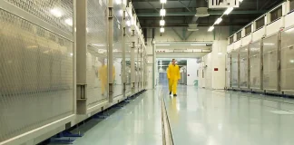 إيران توافق على تشديد الرقابة على منشأة نووية مثيرة للجدل