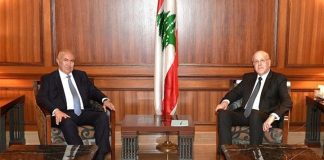 المشهد مشرذم وبيضة القبان بين اللقاء الديمقراطي والتيار الوطني الحر في معركة التكليف !