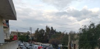 بالصورة اهالي عيترون يستعدون للدخول