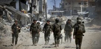 *هل بدأت إسرائيل’ بالإنسحاب من غزة؟*