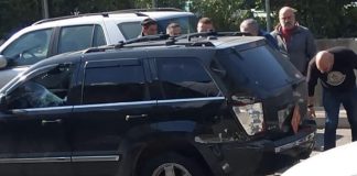 *مخابرات الجيش توقف شخصين في محيط نهر الموت بعد الاشتباك معهما، علمًا أن السيارة التي كانا يستقلانها تحمل لوحةً قطريّة مزوّرة*