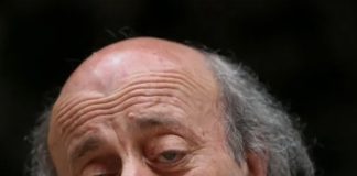 *جنبلاط: على السياسيين والعسكريين في “الحزب” الادراك أن الماضي انتهى*