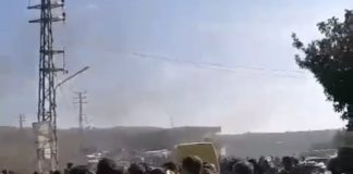 *درون اسرائيلية’ تلقي قنبلة في محيط مكان تجمع الجيش اللبناني والمواطنين في بلدة يارون*