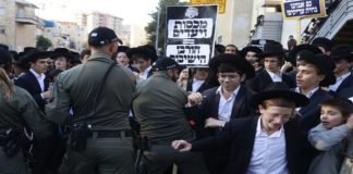 *يديعوت أحرونوت”: الحريديم يدعمون وقف الحرب من أجل الحصول على قانون تجنيد*