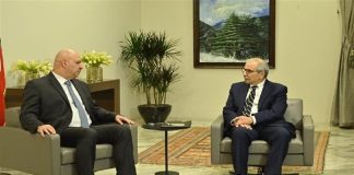 مراسيم الحكومة العتيدة خلال 48 ساعة والمؤلفة من 24 وزيراً بلا حزبيين.