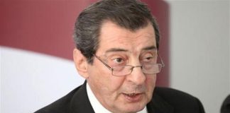 ماذا قال الفرزلي حول مجريات جلسة الانتخاب ؟