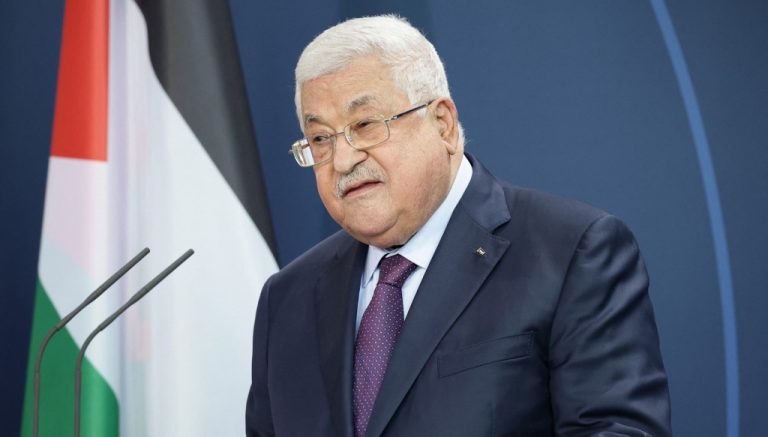 الرئيس الفلسطيني: جددت والعاهل الأردني الرفض الكامل لأي دعوات أو مخططات لتهجير الشعب الفلسطيني من وطنه