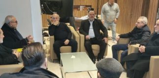 وهاب تسلم من وفد “حزب الله” دعوة للمشاركة في التشييع وتحذير من مخطط ترامب لتصفية القضية الفلسطينية