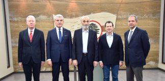 *جعجع امام وزراء القوات في الحكومة الجديدة ؛ الحكومة هي الأمل والأنقاذ والإصلاح ويجب عليها ان تنقل البلد الى الاستقرار الفعلي*