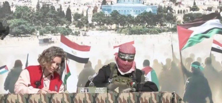 *وسائل إعلام إسرائيلية’: لا يزال هناك 73 أسيرًا إسرائيليًا’ في غزة، 36 منهم تم تعريفهم على أن ليسوا أحياء. ومن المقرر الإفراج عن 14 أسيرًا في الأسابيع المقبلة ضمن المرحلة الأولى*