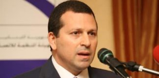 من هو وزير المهجرين كمال شحادة؟