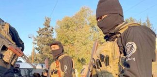 مقتل 10 أشخاص بنيران مسلّحين في قرية يقطنها علويون في وسط سوريا