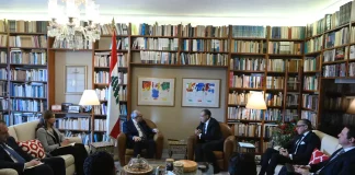 تكثيف المشاورات الحكومية لا توقفه التحذيرات الأميركية