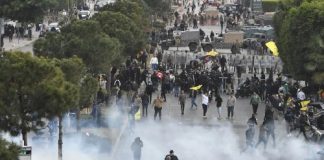 هل ما جرى يعكس حالاً من الارباك والفوضى والخلافات الداخلية داخل حزب الله^؟