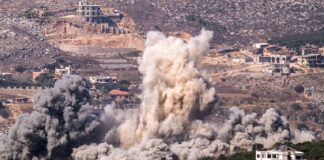 *الجيش الإسرئيلي’ يحرق منازل في منطقة الحريقة عند أطراف بلدة عيترون*