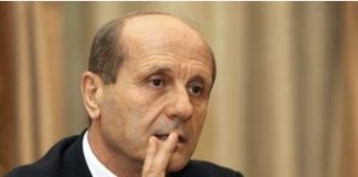 *وزير الداخلية والبلديات السابق مروان شربل لـmtv: نلتمس خوف الناس من الجرائم التي تحصل والأجهزة الأمنية تقوم بواجباتها كاملةً وأطمئن المواطنين إلى إلقاء القبض على المُجرمين سريعاً وهذه الجرائم هي أعمال فرديّة*