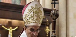 *بدء القداس الاحتفالي بمناسبة عيد ما مارون بحضور الرؤساء الثلاثة ويترأس الذبيحة الالهية غبطة البطريرك الراعي*