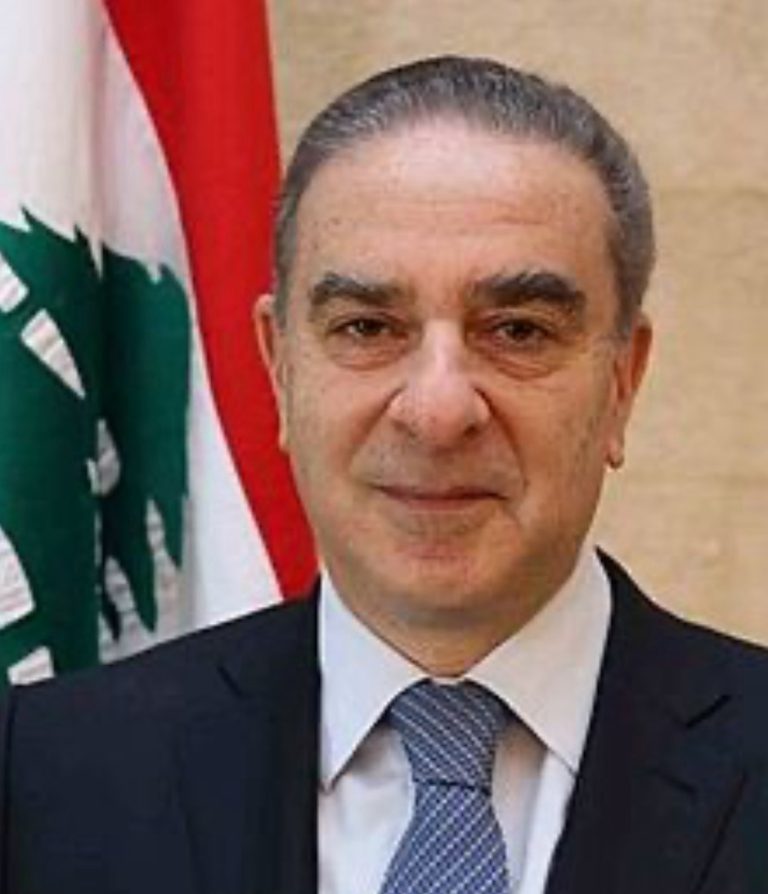*فرعون: تحيّة للرئيس الشهيد’ رفيق الحريري ولجميع الشهداء’ الذين ماتوا ليحيا لبنان*