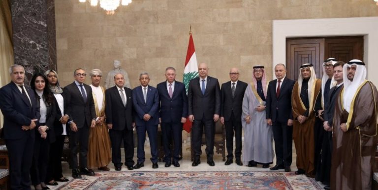 *رئيس الجمهورية دعا لموقف عربي موحد لمواجهة التحديات: سنبذل كل جهد لتحرير أرضنا من الاحتلال ولبنان سيعود شرفة العرب والثقة هي الأساس*
