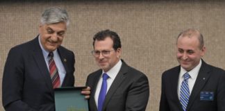 *شحادة ممثلا رئيس الجمهورية في إفتتاح المؤتمر الخامس للاتصالات في “LAU”: ملتزمون بناء الدولة*