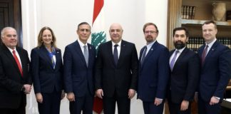 *رئيس الجمهورية طلب من وفد الكونغرس الأميركي أن تضغط واشنطن لاستكمال الانسحاب الإسرائيلي’ من النقاط الخمس*