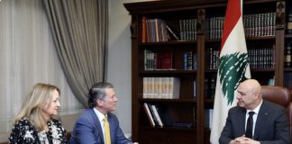 *السيناتور الأميركي روني جاكسون بعد لقائه الرئيس عون: نريد أن نلمس مرحلة جديدة من السلام والاستقرار في لبنان والشرق الأوسط في ظلّ التغيّرات الكثيرة التي تشهدها المنطقة*