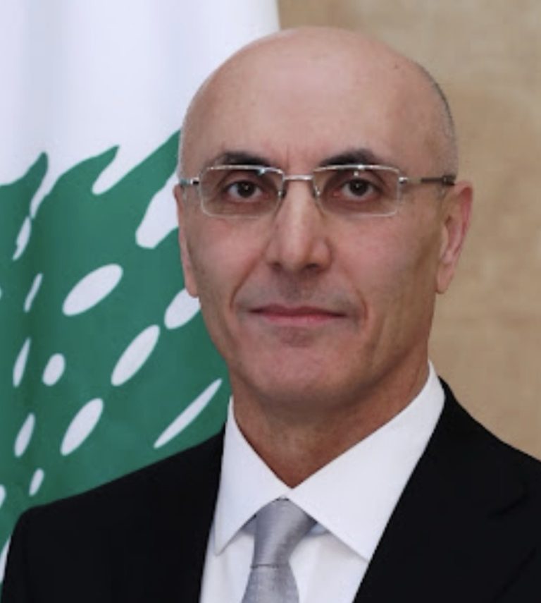 *وزير الداخلية لـ’سكاي نيوز’: نعمل على فرض القوة على كافة الأراضي اللبنانية وهو أمر قابل للتطبيق وسنحقق كل ما ورد في البيان الوزاري*