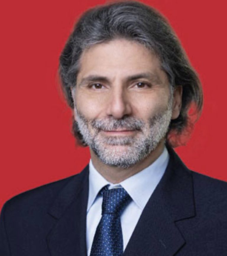 *النائب القواتي نزيه متى: بكفي يكون الجيش اللبناني ممول معنويًا وعندو دعم كامل من الشعب اللبناني، كوني على ثقة بيقلب المقاييس إذا مش بالعسكر وبالحرب، من خلال المجتمعات الدولية*