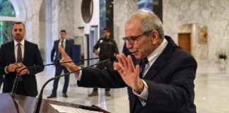 مراسل الـLBCI: رئيس الحكومة مستعدّ للذهاب الى أبعد الحدود اذا شكّل موضوع حاكم مصرف لبنان “تحدٍّ” له علمًا ان كل الجهود تُبذل من أجل توافق او مخرج يؤدي الى توافق في هذا الملف