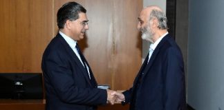 جعجع يلتقي مرقص ومشروع قانون الإعلام المرئي والمسموع على طاولة البحث