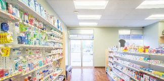 صيدليات تحت أسماء مستعارة وبحث عن الربح السريع