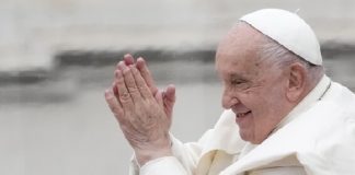 صحة بابا الفاتيكان.. تحديث طبي عن الليلة الماضية